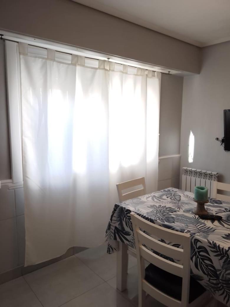 Ph Villa Marilyn 3 Ambientes Con Patio Y Parrilla En La Perla - Incluye Ropa De Cama Мар-дель-Плата Екстер'єр фото